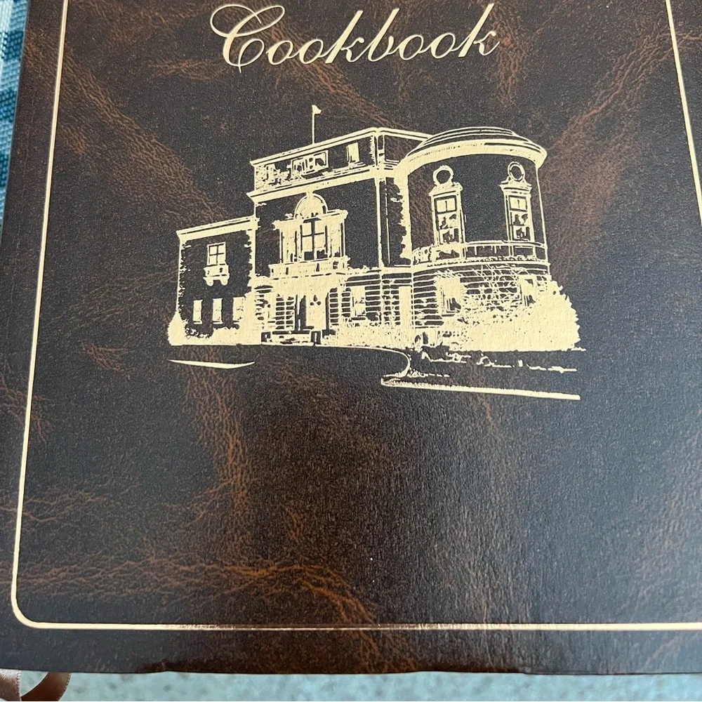 The Congressional Club Cookbook 14th Edition 2005